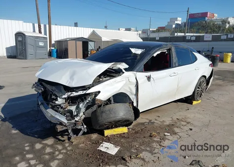 2020 Toyota Camry Xse z USA, uszkodzony, nr VIN 4T1K61AK2LU395241